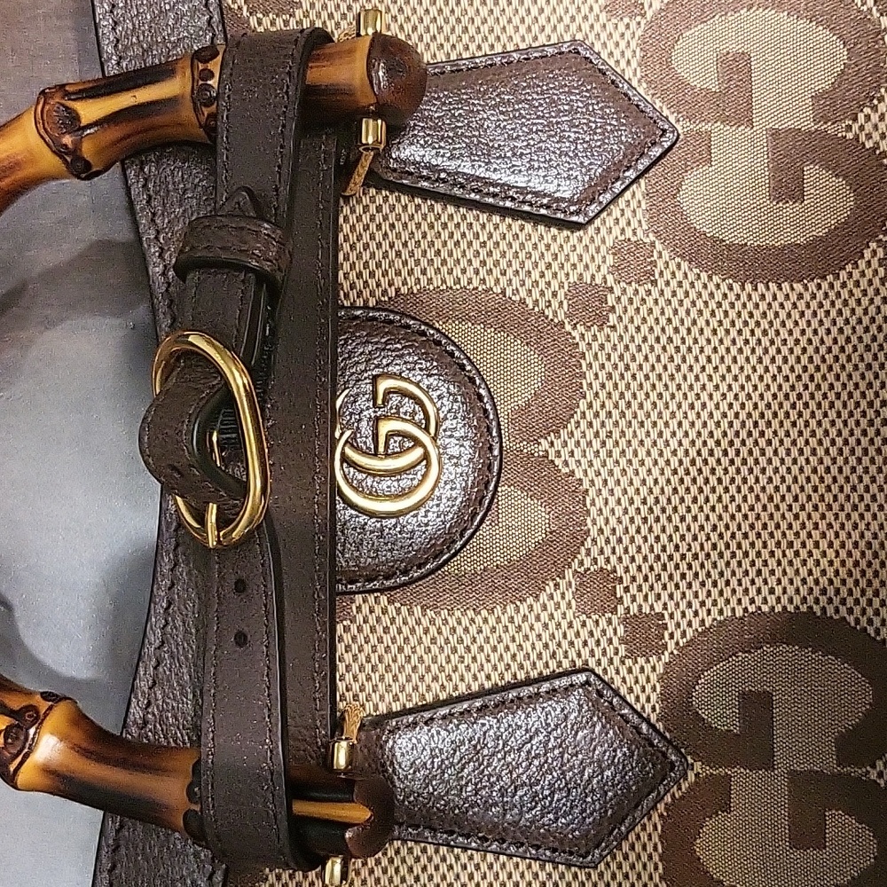 Gucci Diana NM Bamboo Handle Tote Jumbo GG Canvas Medium Brown - Picture 9 of 12